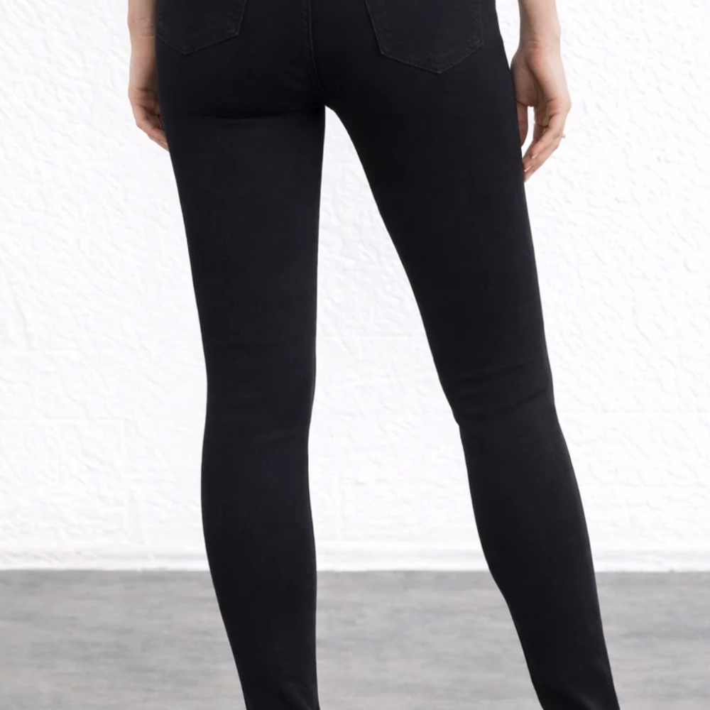 Fidelity- Jeans - Picture 3 of 4